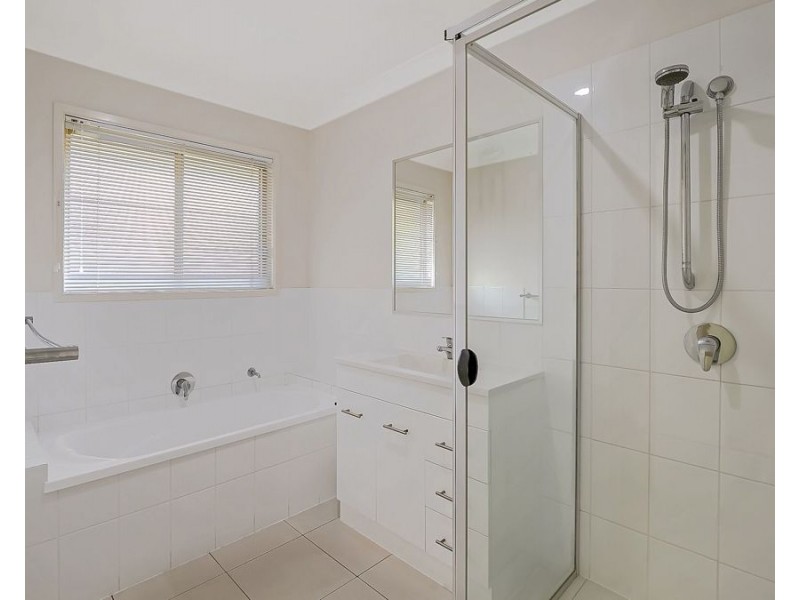 3 Parklink East Avenue,, Wondunna QLD 4655