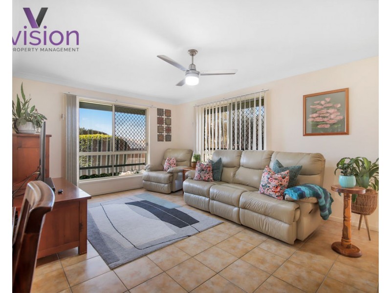 15 Rohan Way, Kawungan QLD 4655