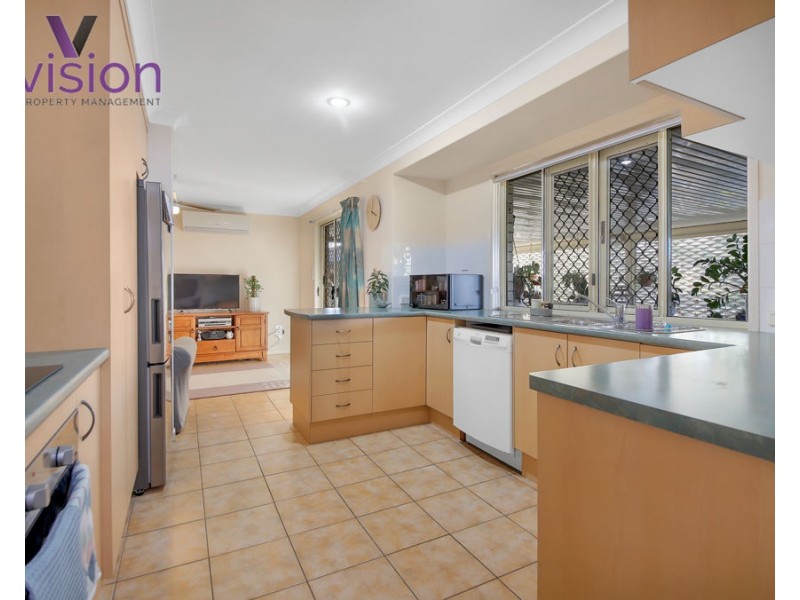 15 Rohan Way, Kawungan QLD 4655