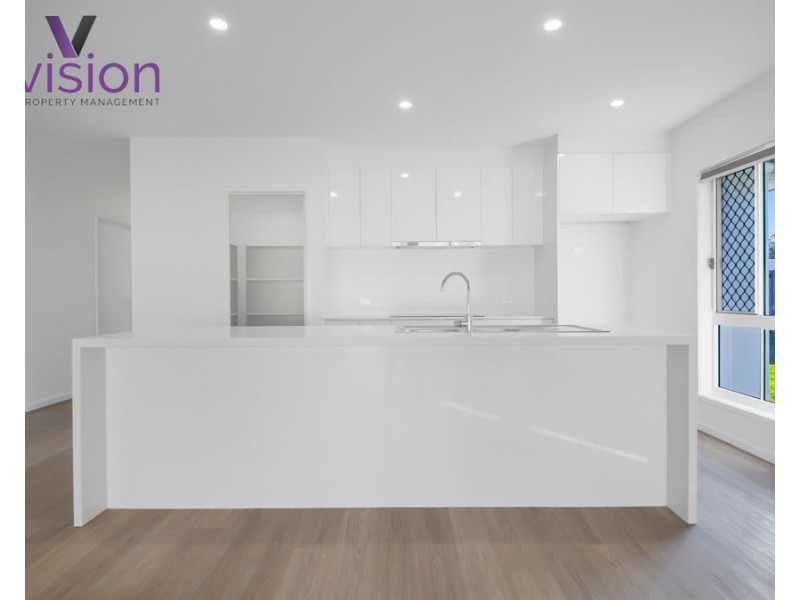 13 Rosemary Boulevard, Nikenbah QLD 4655