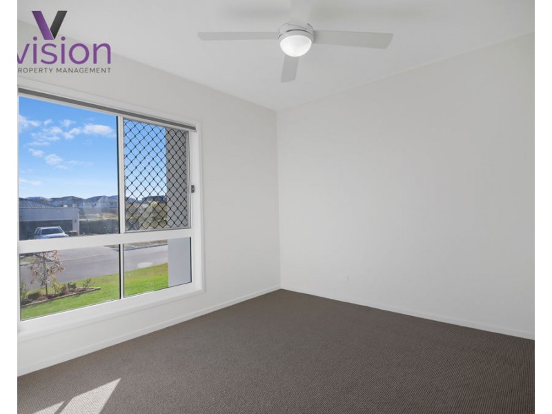 13 Rosemary Boulevard, Nikenbah QLD 4655