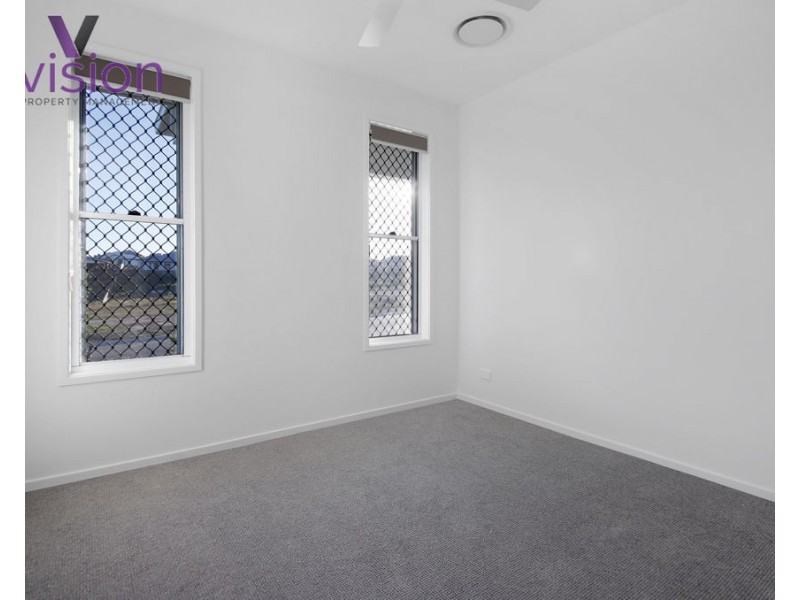 9 Rosemary Boulevard, Nikenbah QLD 4655