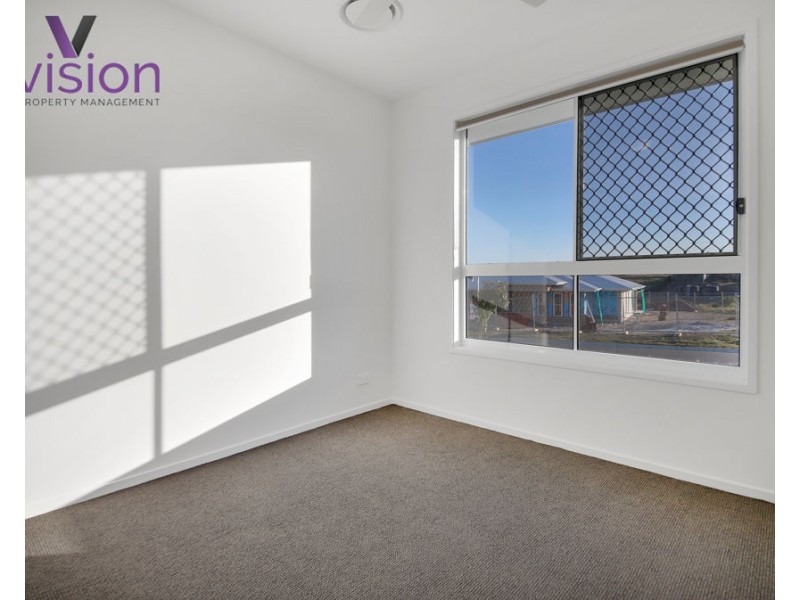 9 Rosemary Boulevard, Nikenbah QLD 4655