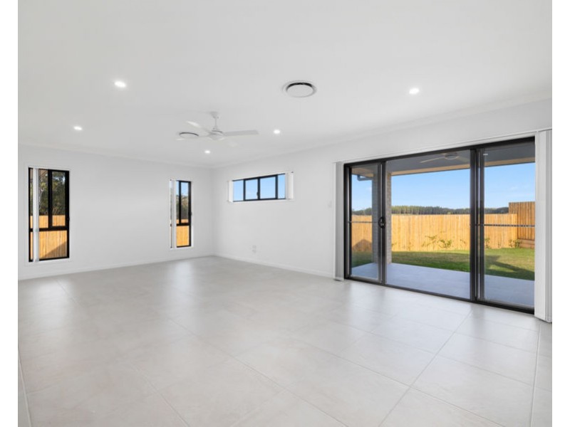 147 Bay Park Road, Wondunna QLD 4655