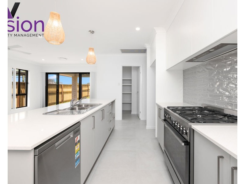 6 Triller Street, Point Vernon QLD 4655