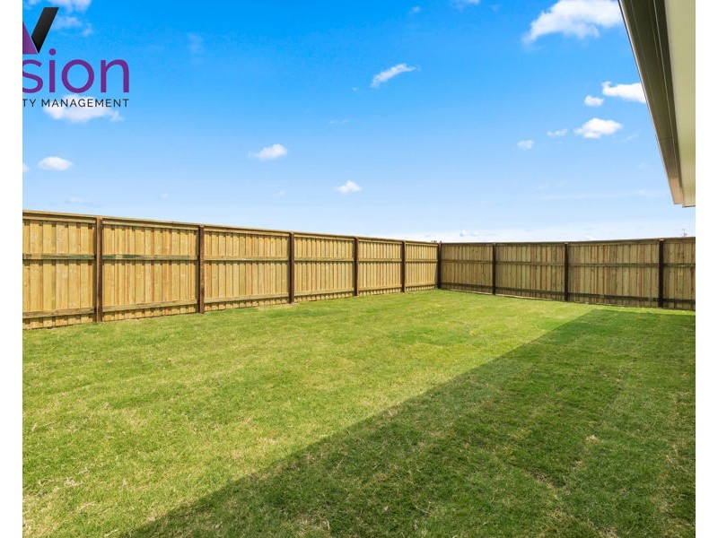 6 Triller Street, Point Vernon QLD 4655