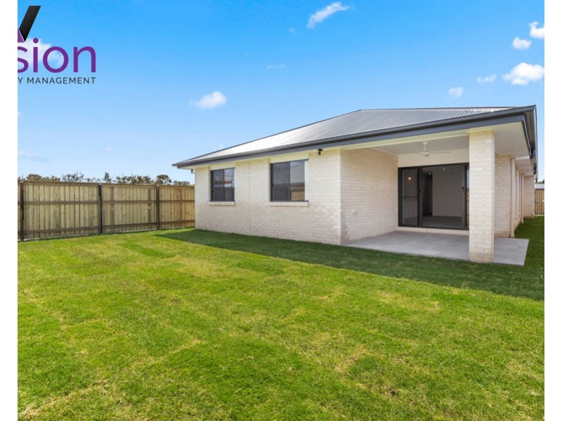 16 Seagull Circuit, Point Vernon QLD 4655