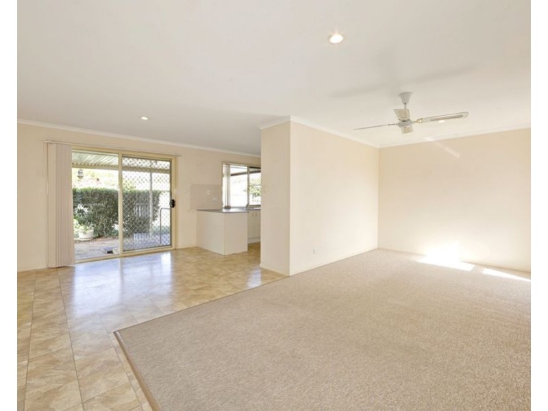 791 Boat Harbour Drive, Urangan QLD 4655