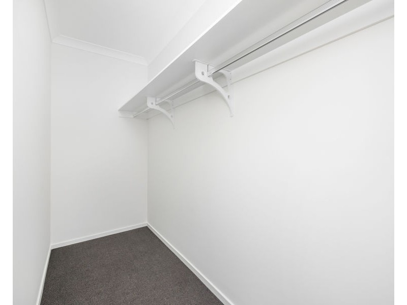 8 Harmony Avenue, Urraween QLD 4655