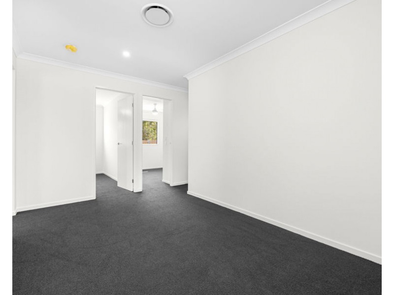8 Harmony Avenue, Urraween QLD 4655