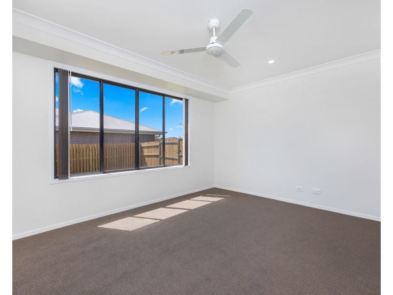 76 Samarai Drive, Kawungan QLD 4655