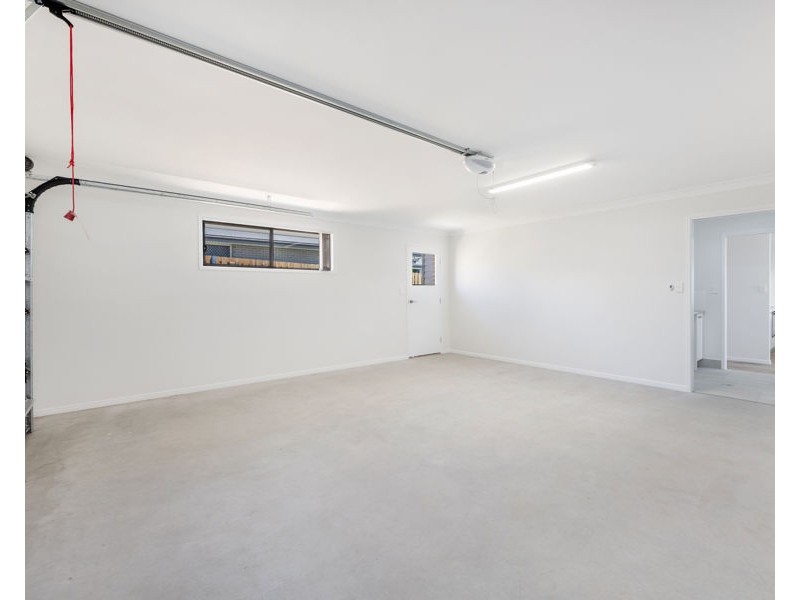 76 Samarai Drive, Kawungan QLD 4655