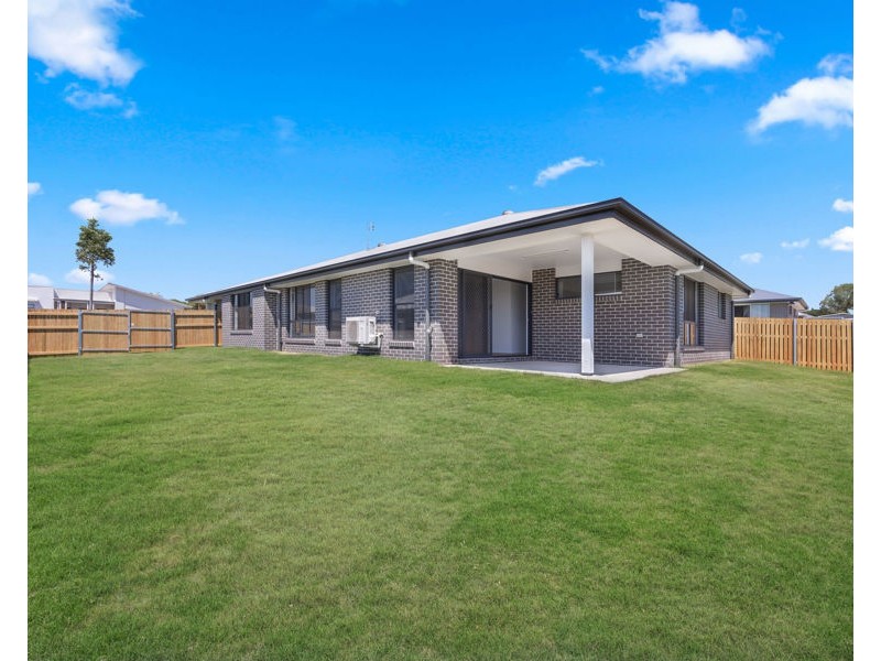 76 Samarai Drive, Kawungan QLD 4655