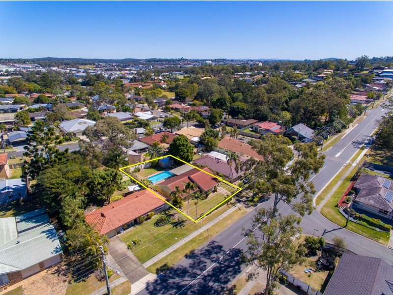 35 Barbaralla Drive, Springwood QLD 4127