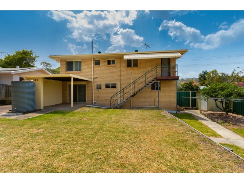 17 Barbaralla Drive, Springwood QLD 4127