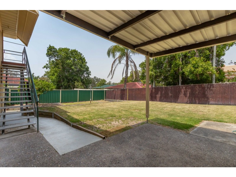 17 Barbaralla Drive, Springwood QLD 4127