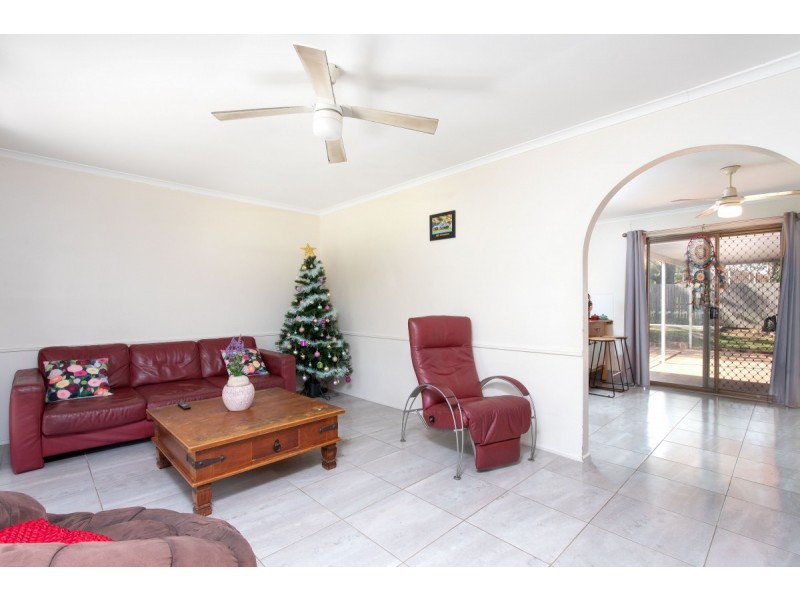 5 Dryandra Drive, Eagleby QLD 4207