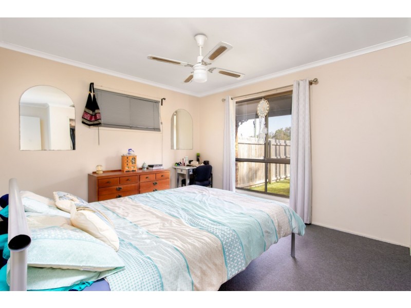 5 Dryandra Drive, Eagleby QLD 4207