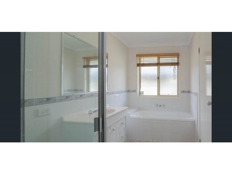 14 Cougal Close, Loganholme QLD 4129