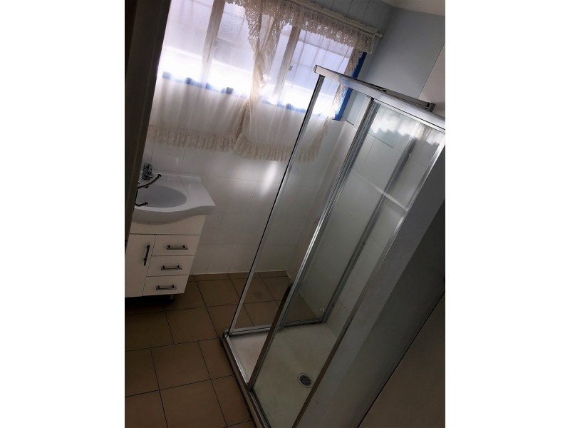 1/4 Skyline Drive, Kingston QLD 4114