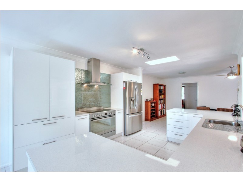 5 Edera Court, Daisy Hill QLD 4127