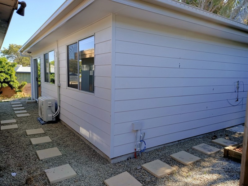 10B Lauretta Avenue, Springwood QLD 4127