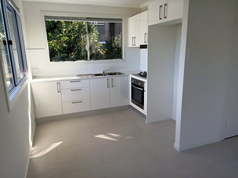 10B Lauretta Avenue, Springwood QLD 4127