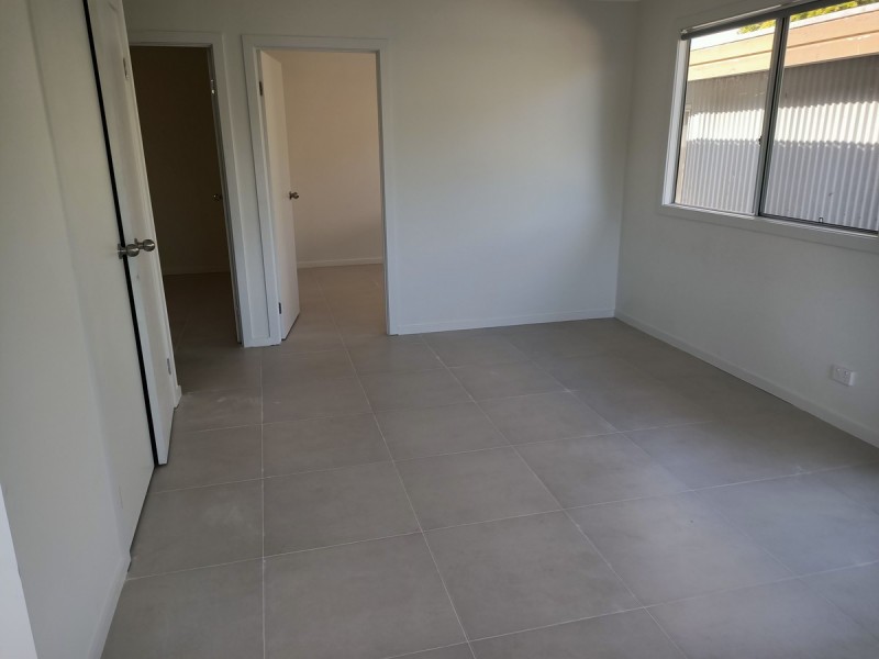 10B Lauretta Avenue, Springwood QLD 4127