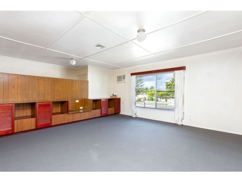 110 Mayes Avenue, Kingston QLD 4114