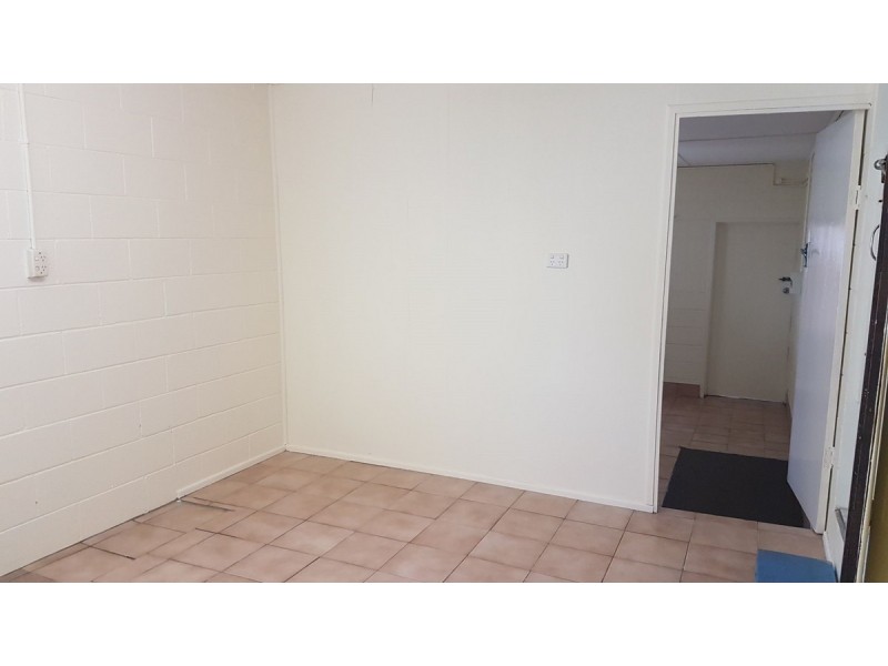 110 Mayes Avenue, Kingston QLD 4114