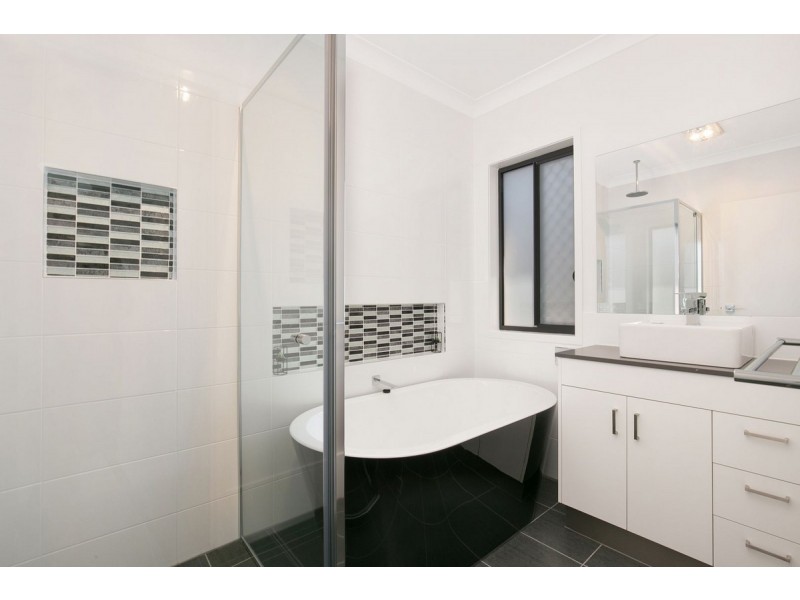 7c Atlantic Drive, Loganholme QLD 4129