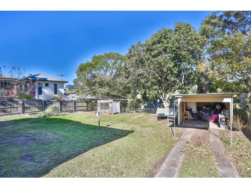 23 Layard Street, Holland Park QLD 4121