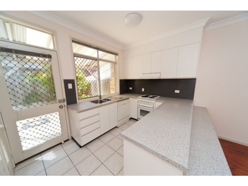 2/35 Lani Street, Wishart QLD 4122