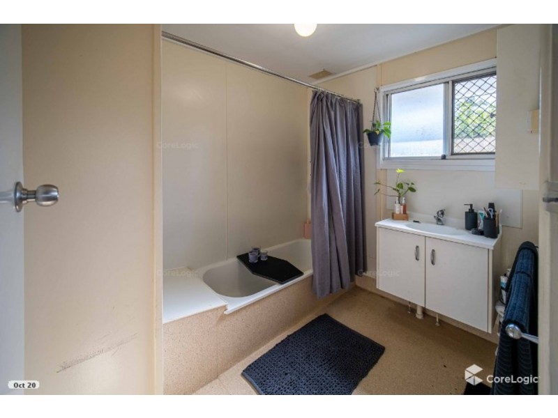 10 Bellis Street, Daisy Hill QLD 4127