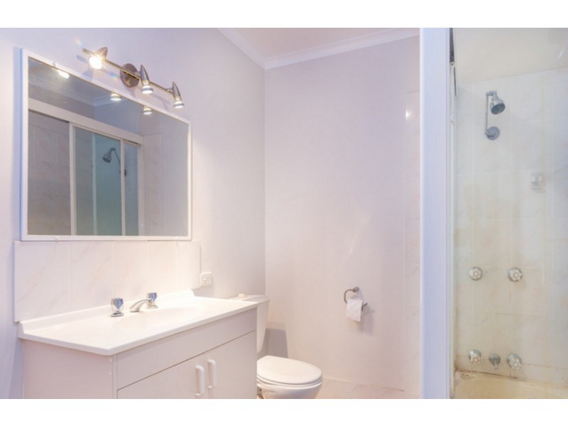 225 Upper Lyndale Street, Shailer Park QLD 4128