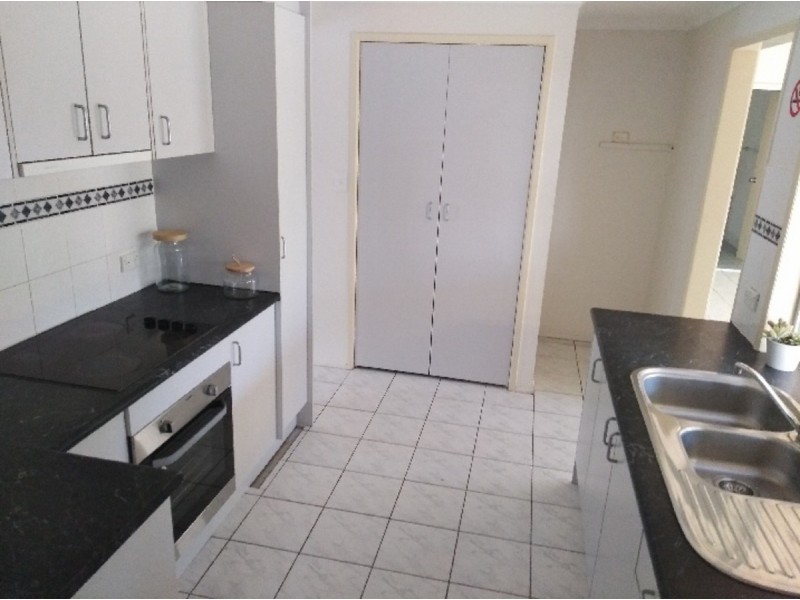 33 Adelong Road, Shailer Park QLD 4128