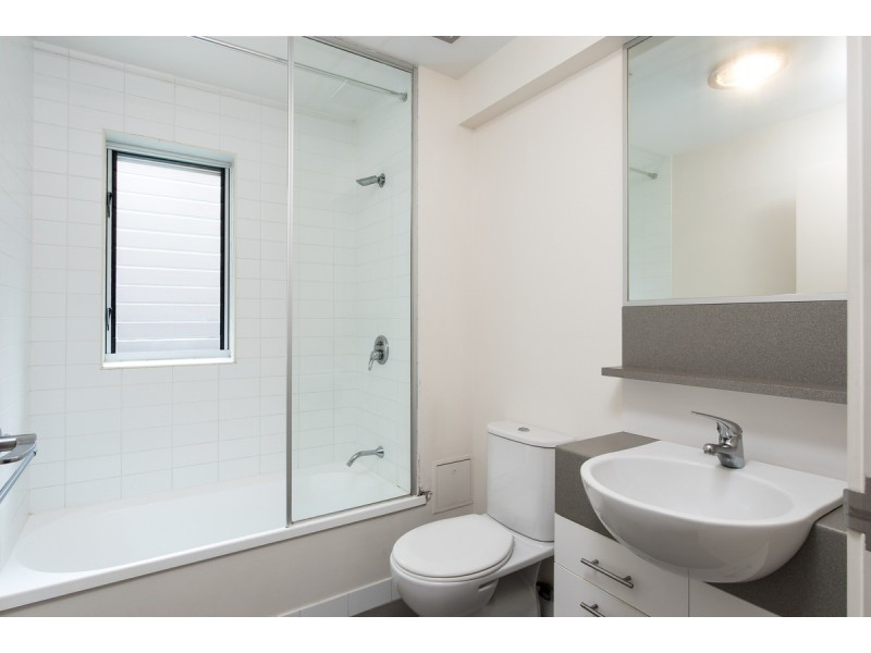 107/28 Masters Street, Newstead QLD 4006