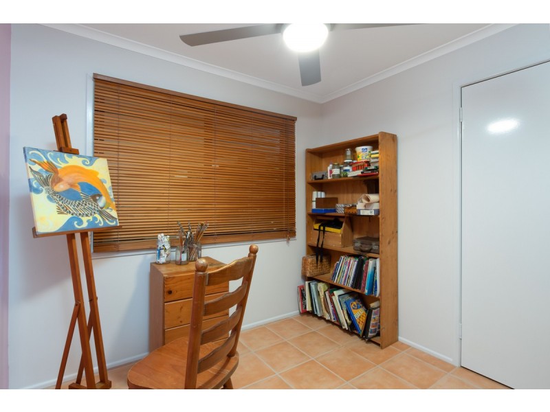 15 Dorset Drive, Springwood QLD 4127