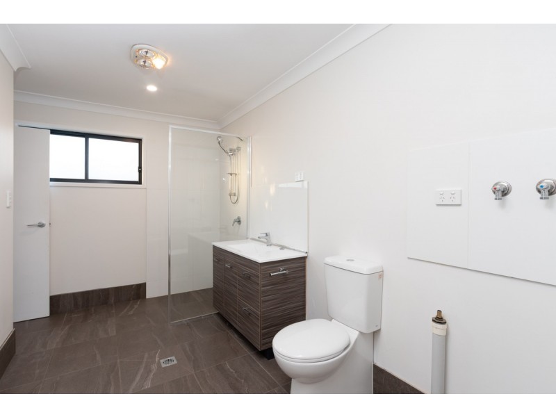 26B Narcamus Crescent, Shailer Park QLD 4128