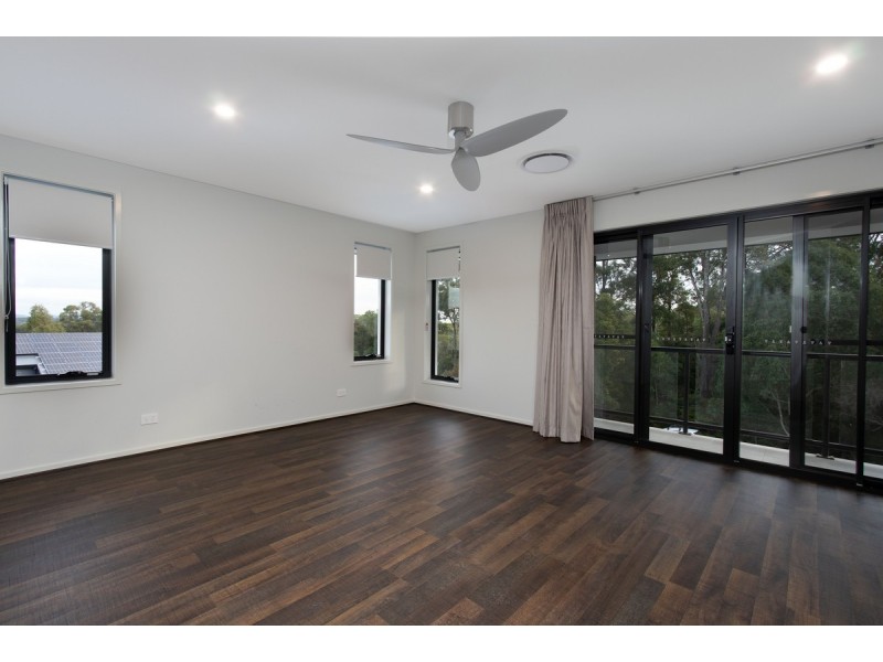 27 Lynette Way, Daisy Hill QLD 4127