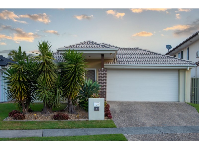 5 Coalstoun Crossing, Waterford QLD 4133