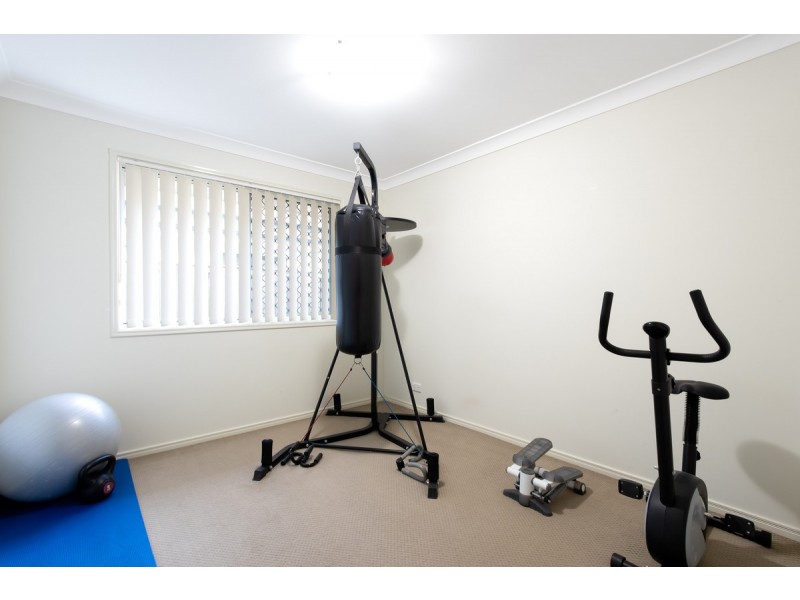 5 Coalstoun Crossing, Waterford QLD 4133