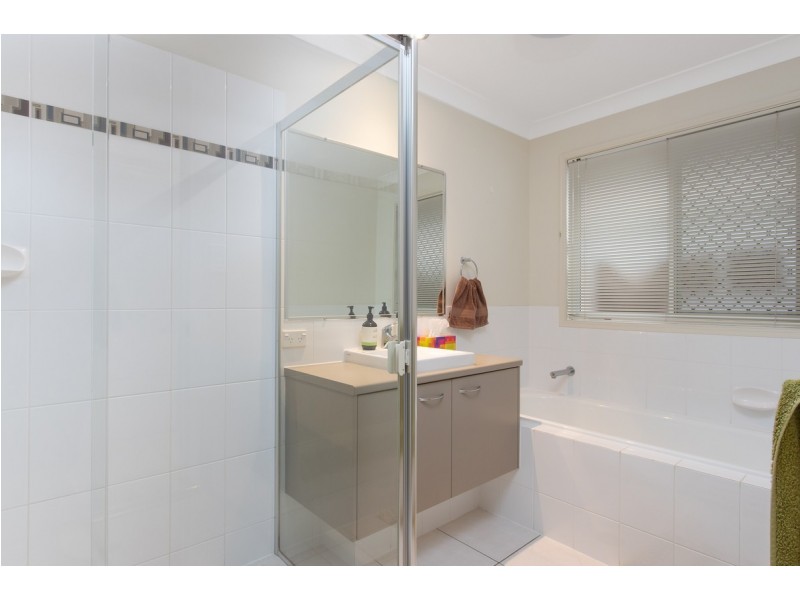 5 Coalstoun Crossing, Waterford QLD 4133