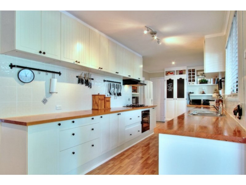 27 Floret Street, Shailer Park QLD 4128