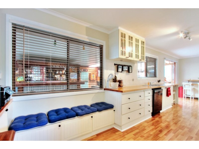 27 Floret Street, Shailer Park QLD 4128