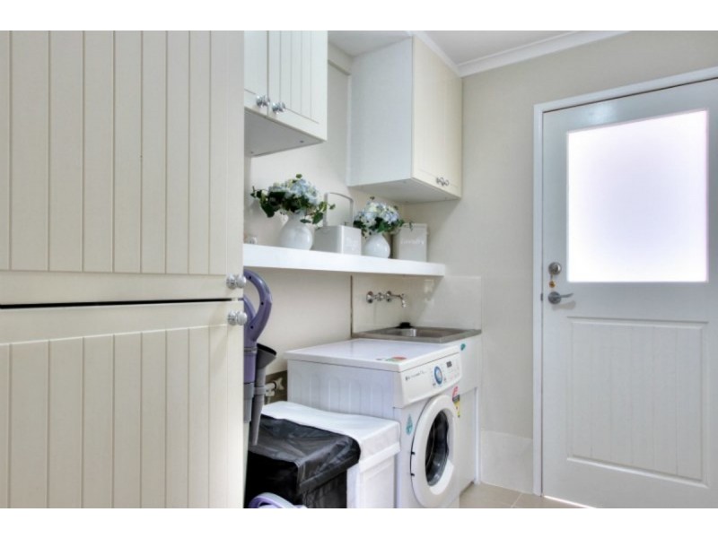 27 Floret Street, Shailer Park QLD 4128