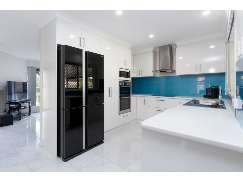 16 Riverleigh Place, Loganholme QLD 4129