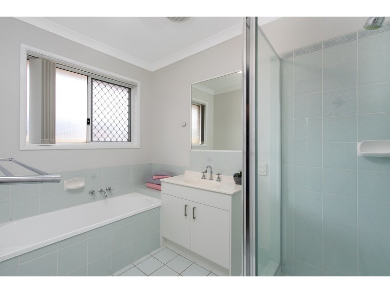 16 Riverleigh Place, Loganholme QLD 4129