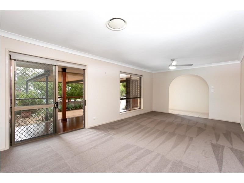 46 Plateau Drive, Springwood QLD 4127