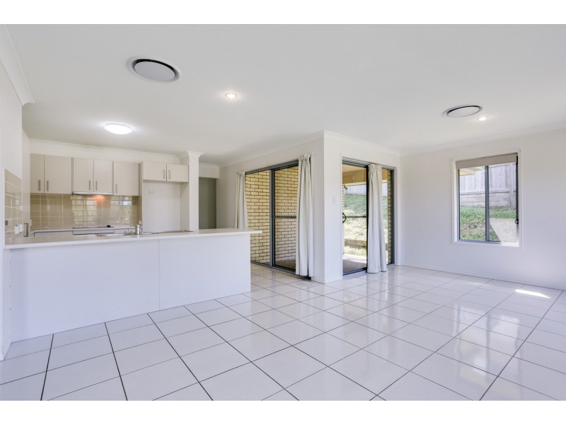 32 Zuleikha Drive, Underwood QLD 4119